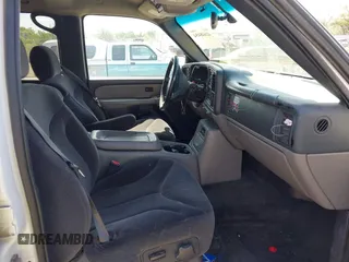 2001 GMC Yukon SLT z VIN 1GKEK13TX1R218315, wystawiony jako IAAI lot #42448454 z przebiegiem 290 859 mil mil oraz . Historia ofert i sprzedaży dostępna na DreamBid. Obrazek 5.
