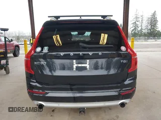 2018 Volvo XC90 Momentum with VIN YV4102PK2J1343506, listed as a IAAI auction lot 41763318 with 89,203 mi miles. Bid and sale history available at carsss.com. Image 17.
