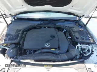 2019 Mercedes-Benz C 300 с VIN 55SWF8DB5KU322445, выставлен на аукционе IAAI как лот 42403051 с пробегом 43 465 миль миль и . История ставок и продаж доступна на DreamBid. Изображение 10.