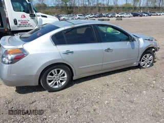 2010 Nissan Altima 2.5 S with VIN 1N4AL2AP2AN437026, listed as a IAAI auction lot 42040459 with 193,224 mi miles. Bid and sale history available at carsss.com. Image 4.