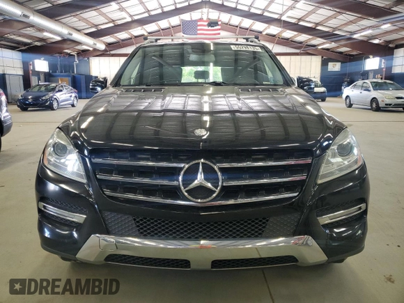 2012 Mercedes-Benz M ML 350 with VIN 4JGDA5HB5CA024077, listed as a Copart auction lot 55298135 with 188,957 mi miles and Clean Title. Bid and sale history available at carsss.com. Image 5.