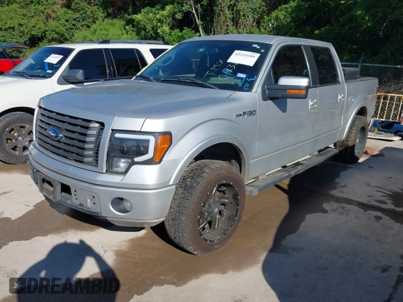 2012 Ford F-150 XL z VIN 1FTFW1CF8CFC93677, wystawiony jako IAAI lot #42219209 z przebiegiem 215 708 mil mil oraz . Historia ofert i sprzedaży dostępna na DreamBid. Obrazek 21.