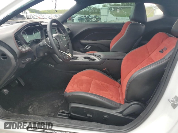 2023 Dodge Challenger R/T Scat Pack z VIN 2C3CDZFJ9PH625657, wystawiony jako Copart lot #56587905 z przebiegiem 7 147 mil mil oraz Szkoda całkowita • Salvage title. Historia ofert i sprzedaży dostępna na DreamBid. Obrazek 7.