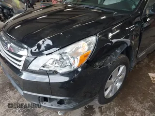 2010 Subaru Outback Premium z VIN 4S4BRBBC5A3346946, wystawiony jako IAAI lot #41985272 z przebiegiem 66 253 mil mil oraz . Historia ofert i sprzedaży dostępna na DreamBid. Obrazek 6.