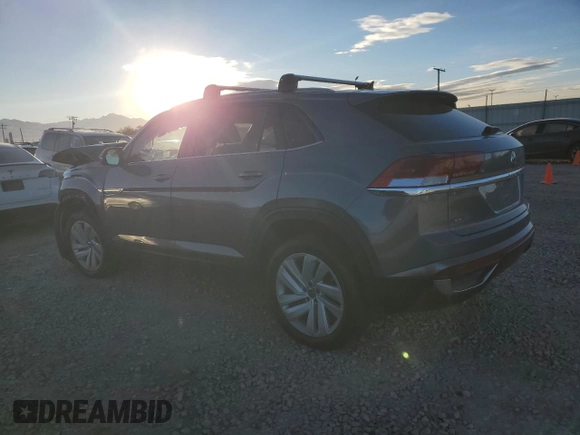 2022 Volkswagen Atlas SE with VIN 1V2KC2CA4NC228197, listed as a Copart auction lot 81079604 with 18,780 mi miles and Salvage title. Bid and sale history available at DreamBid. Image 2.