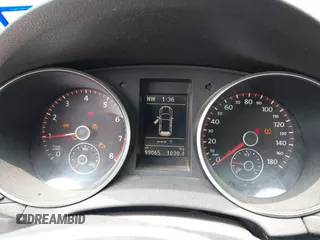 2013 Volkswagen GTI с VIN WVWED7AJ8DW105043, выставлен на аукционе IAAI как лот 42163200 с пробегом 99 065 миль миль и . История ставок и продаж доступна на DreamBid. Изображение 7.