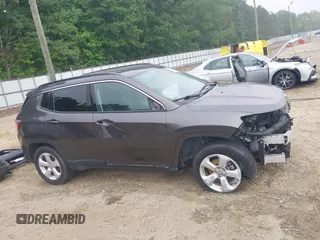 2019 Jeep Compass Latitude with VIN 3C4NJDBB8KT748588, listed as a IAAI auction lot 42224482 with 70,810 mi miles and . Bid and sale history available at DreamBid. Image 14.