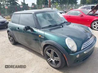 2005 MINI Hardtop with VIN WMWRC334X5TC59101, listed as a IAAI auction lot 42467671 with 180,264 mi miles and . Bid and sale history available at DreamBid. Image 1.