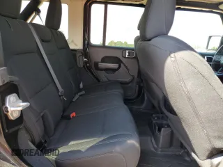 2019 Jeep Wrangler Unlimited Sport S с VIN 1C4HJXDGXKW610844, выставлен на аукционе Copart как лот 57952945 с пробегом 62 171 миль миль и Списание • Salvage title. История ставок и продаж доступна на DreamBid. Изображение 11.