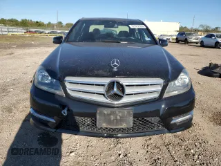 2013 Mercedes-Benz C 350 Sport with VIN WDDGF5HB0DR258283, listed as a Copart auction lot 81672934 with 36,044 mi miles and Salvage Title. Bid and sale history available at DreamBid. Image 5.