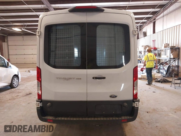 2018 Ford Transit with VIN 1FTBW2CM3JKA27829, listed as a IAAI auction lot 41989093 with 148,187 mi miles. Bid and sale history available at carsss.com. Image 16.