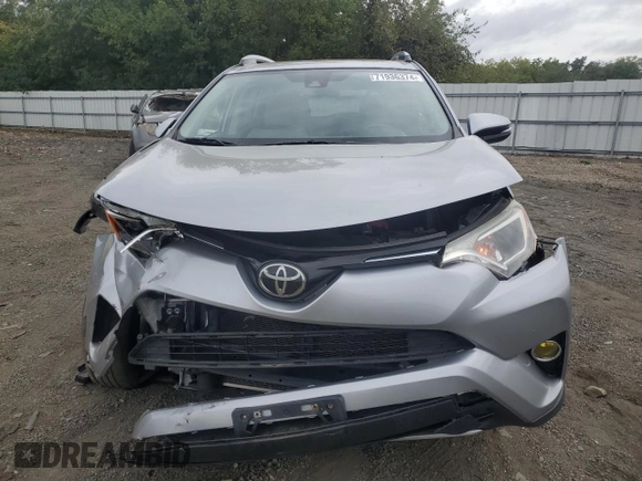 2018 Toyota RAV4 XLE with VIN JTMRFREV9JD238471, listed as a Copart auction lot 71936374 with 89,833 mi miles and Salvage Title. Bid and sale history available at carsss.com. Image 5.