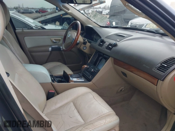 2007 Volvo XC90 V8 with VIN YV4CZ852471365438, listed as a IAAI auction lot 41448132 with 246,077 mi miles. Bid and sale history available at carsss.com. Image 5.