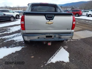 2007 Chevrolet Avalanche 3LT z VIN 3GNEC120X7G288249, wystawiony jako IAAI lot #41372185 z przebiegiem 254 319 mil mil oraz . Historia ofert i sprzedaży dostępna na DreamBid. Obrazek 12.