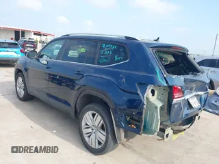 2019 Volkswagen Atlas SE with VIN 1V2WR2CA8KC618988, listed as a IAAI auction lot 42212845 with 60,481 mi miles and . Bid and sale history available at DreamBid. Image 3.