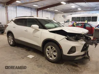 2021 Chevrolet Blazer LT z VIN 3GNKBHRSXMS545201, wystawiony jako IAAI lot #41358832 z przebiegiem 32 031 mil mil oraz . Historia ofert i sprzedaży dostępna na DreamBid. Obrazek 1.