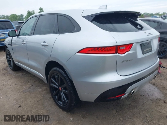 2017 Jaguar F-Pace z VIN SADCP2BV4HA049757, wystawiony jako IAAI lot #42355061 z przebiegiem 45 116 mil mil oraz . Historia ofert i sprzedaży dostępna na DreamBid. Obrazek 3.