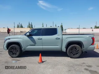 2022 Toyota Tundra Limited with VIN 5TFJA5AB6NX012246, listed as a IAAI auction lot 41868289 with 32,298 mi miles and . Bid and sale history available at DreamBid. Image 14.