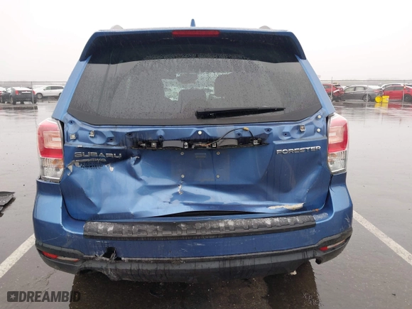 2018 Subaru Forester Premium with VIN JF2SJAEC9JH576012, listed as a IAAI auction lot 41512545 with 94,121 mi miles. Bid and sale history available at carsss.com. Image 17.