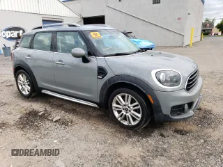 2019 MINI Countryman Cooper with VIN WMZYS7C50K3F47156, listed as a Copart auction lot 69800124 with 86,260 mi miles and Salvage Title. Bid and sale history available at carsss.com. Image 4.