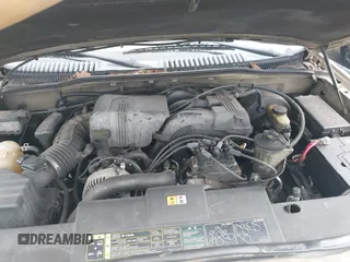 2003 Ford Explorer XLT with VIN 1FMZU63K43UC54573, listed as a IAAI auction lot 41513120 with 162,524 mi miles and . Bid and sale history available at DreamBid. Image 10.