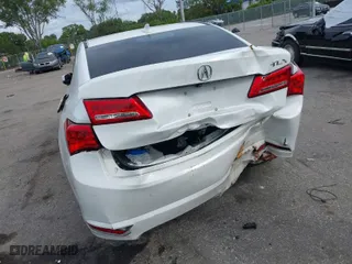 2020 Acura TLX with VIN 19UUB1F33LA001937, listed as a IAAI auction lot 40716068 with 51,973 mi miles. Bid and sale history available at carsss.com. Image 6.