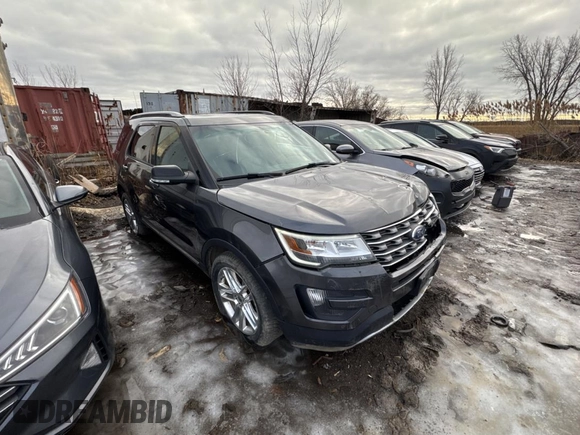 2016 Ford Explorer XLT with VIN 1FM5K8D83GGA53805, listed as a Copart auction lot 87420114 with 177,818 mi miles and Salvage Title. Bid and sale history available at carsss.com. Image 1.