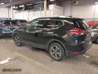 2020 Nissan Rogue SV with VIN JN8AT2MV9LW140373, listed as a IAAI auction lot 41635662 with 76,630 mi miles. Bid and sale history available at carsss.com. Image 3.