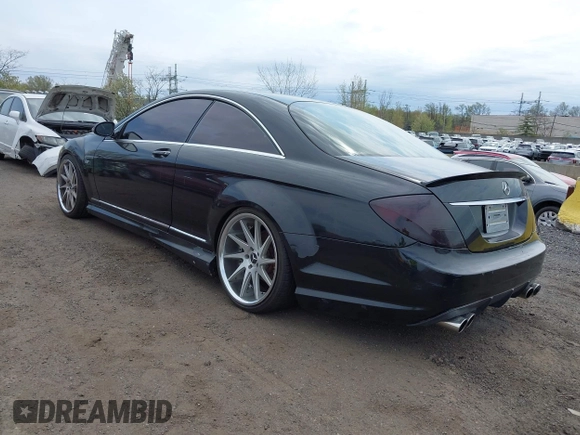 2007 Mercedes-Benz CL-Class 5.5L V8 with VIN WDDEJ71X97A002508, listed as a IAAI auction lot 42073932 with 121,008 mi miles. Bid and sale history available at carsss.com. Image 3.