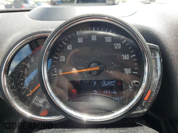 2018 MINI Countryman Cooper S with VIN WMZYT3C36J3D99260, listed as a Copart auction lot 68975224 with 39,292 mi miles and Non Repairable. Bid and sale history available at carsss.com. Image 9.