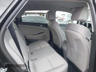 2017 Hyundai Tucson SE z VIN KM8J23A49HU528900, wystawiony jako IAAI lot #42368510 z przebiegiem 58 314 mil mil oraz . Historia ofert i sprzedaży dostępna na DreamBid. Obrazek 8.