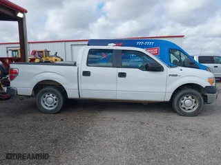 2013 Ford F-150 XL with VIN 1FTEW1CM0DFC58689, listed as a IAAI auction lot 41413919 with 150,555 mi miles. Bid and sale history available at carsss.com. Image 13.