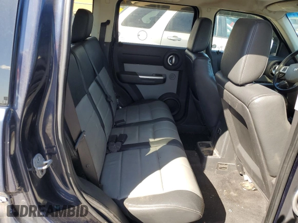 2008 Dodge Nitro SLT z VIN 1D8GU58KX8W259692, wystawiony jako Copart lot #57443205 z przebiegiem 178 480 mil mil oraz Szkoda całkowita • Salvage title. Historia ofert i sprzedaży dostępna na DreamBid. Obrazek 10.