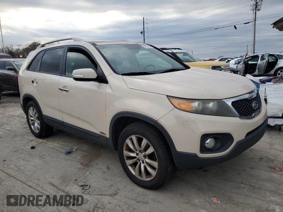 2011 Kia Sorento EX with VIN 5XYKUDA29BG103855, listed as a Copart auction lot 83255934 with 312,649 mi miles and Clean Title. Bid and sale history available at carsss.com. Image 4.