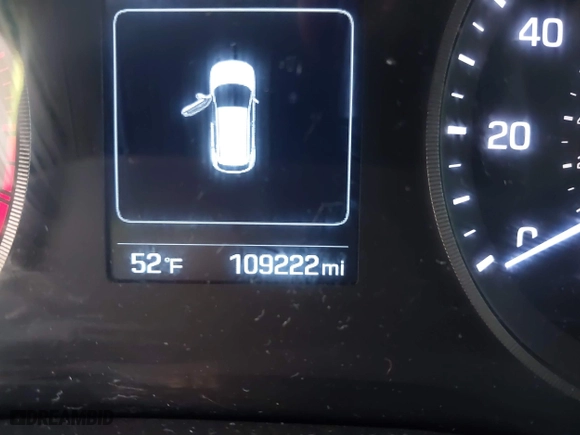 2016 Hyundai Tucson SE with VIN KM8J23A41GU161702, listed as a IAAI auction lot 40334076 with 109,222 mi miles. Bid and sale history available at carsss.com. Image 15.
