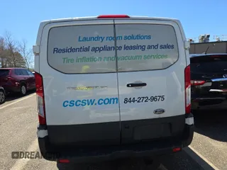 2018 Ford Transit with VIN 1FTYE1YM4JKB51978, listed as a IAAI auction lot 42201721 with 60,627 mi miles. Bid and sale history available at carsss.com. Image 1.