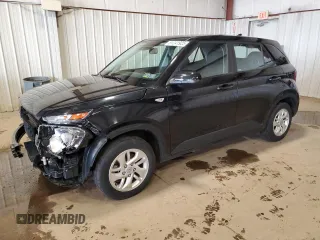 2022 Hyundai Venue SE z VIN KMHRB8A39NU142464, wystawiony jako Copart lot #51241925 z przebiegiem 75 018 mil mil oraz Szkody całkowita. Historia ofert i sprzedaży dostępna na DreamBid. Obrazek 1.