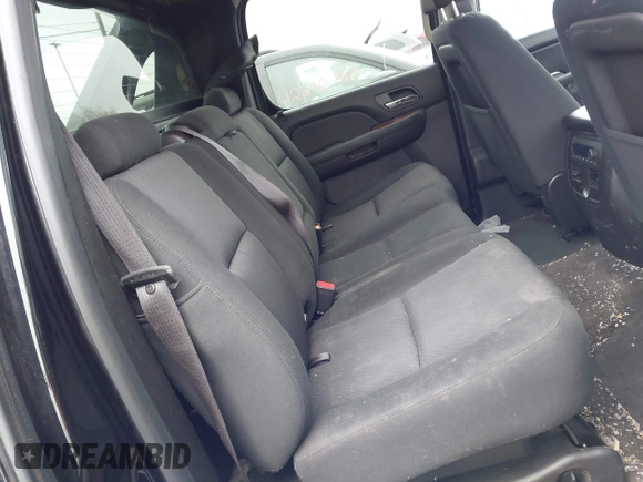 2013 Chevrolet Avalanche LS with VIN 3GNMCEE03DG312465, listed as a IAAI auction lot 42216267 with 102,483 mi miles and . Bid and sale history available at DreamBid. Image 8.