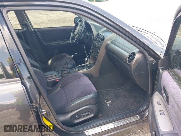 2001 Lexus IS 300/350 z VIN JTHBD182310010532, wystawiony jako IAAI lot #42149537 z przebiegiem 208 120 mil mil oraz . Historia ofert i sprzedaży dostępna na DreamBid. Obrazek 5.