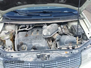 2008 Lincoln MKX with VIN 2LMDU88C88BJ15930, listed as a IAAI auction lot 41949307 with 146,255 mi miles. Bid and sale history available at carsss.com. Image 10.