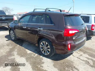 2015 Kia Sorento SX Limited with VIN 5XYKW4A76FG589701, listed as a IAAI auction lot 41661272 with 91,633 mi miles. Bid and sale history available at carsss.com. Image 3.