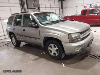 2002 Chevrolet TrailBlazer LTZ with VIN 1GNDT13SX22240103, listed as a IAAI auction lot 41832278 with 478,352 mi miles. Bid and sale history available at carsss.com. Image 1.