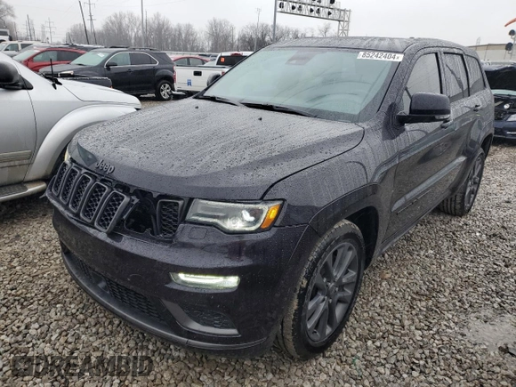 2018 Jeep Grand Cherokee Overland z VIN 1C4RJFCT3JC268599, wystawiony jako Copart lot #85242404 z przebiegiem 58 018 mil mil oraz Szkoda całkowita • Salvage title. Historia ofert i sprzedaży dostępna na DreamBid. Obrazek 1.