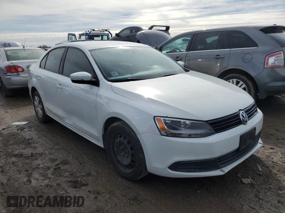 2014 Volkswagen Jetta Sedan SE w/Connectivity with VIN 3VWD07AJ8EM294783, listed as a Copart auction lot 47465975 with 152,079 mi miles and Clean Title. Bid and sale history available at carsss.com. Image 4.
