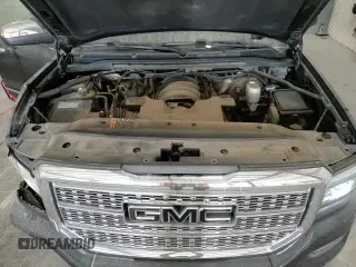 2017 GMC Sierra 1500 Denali with VIN 3GTU2PEJ7HG210656, listed as a Copart auction lot 81742305 with 68,133 mi miles and Salvage title. Bid and sale history available at DreamBid. Image 13.