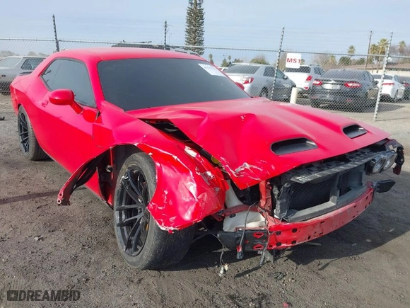 2015 Dodge Challenger R/T with VIN 2C3CDZAT6FH823491, listed as a IAAI auction lot 41533213 with 70,645 mi miles. Bid and sale history available at carsss.com. Image 1.