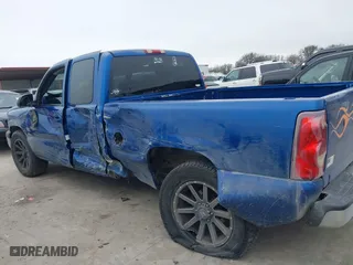 2003 Chevrolet Silverado 1500 LS with VIN 2GCEC19T031299689, listed as a IAAI auction lot 41575142 with 117,830 mi miles. Bid and sale history available at carsss.com. Image 14.