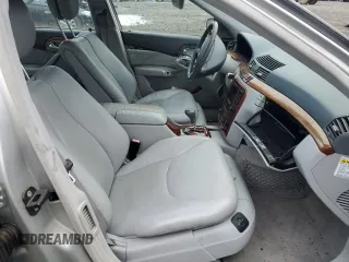 2000 Mercedes-Benz S 320/430/500 z VIN WDBNG70J5YA021272, wystawiony jako Copart lot #50447105 z przebiegiem Nie podano mil oraz Czysty tytuł • Clean title. Historia ofert i sprzedaży dostępna na DreamBid. Obrazek 7.