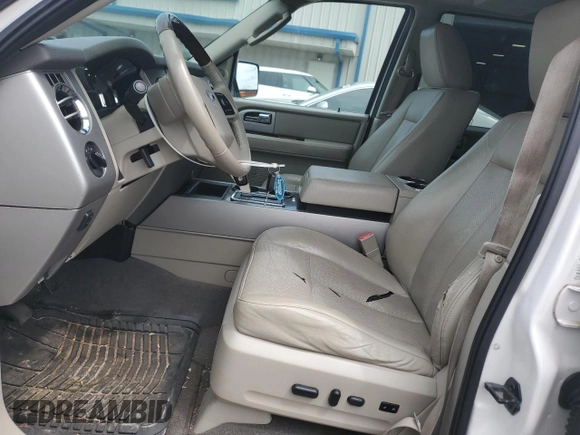 2010 Ford Expedition Limited with VIN 1FMJU2A57AEB21526, listed as a Copart auction lot 56208795 with 253,439 mi miles and Salvage title. Bid and sale history available at DreamBid. Image 7.