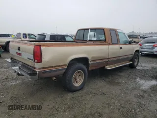1989 GMC Sierra 1500 with VIN 2GTGC29K4K1535524, listed as a Copart auction lot 43388905 with 1,107,360 mi miles and Clean Title. Bid and sale history available at DreamBid. Image 3.
